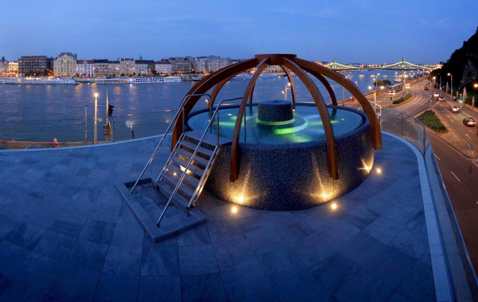 Casadeco Budapest Apt-Stunning New York Cafe View Esterno foto